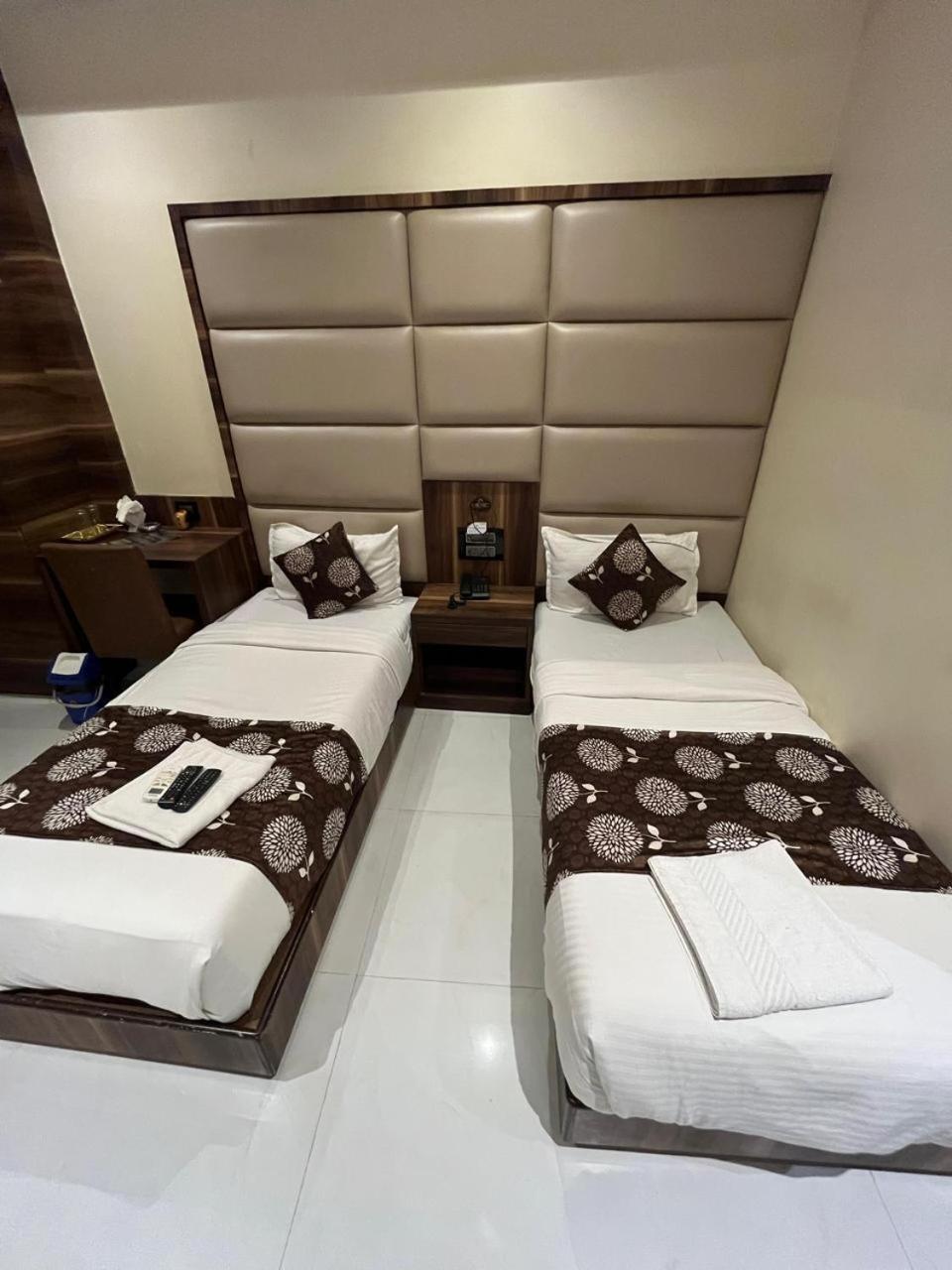 Hotel Shahi Darbar Terminal-2 Mumbai Luaran gambar