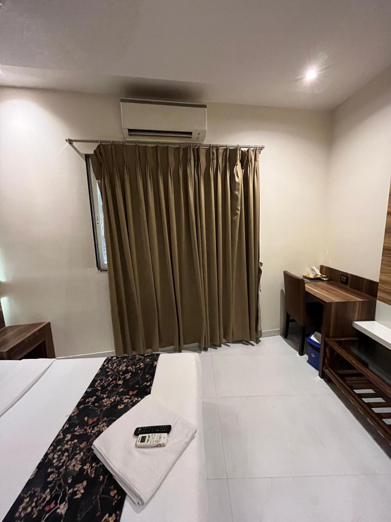 Hotel Shahi Darbar Terminal-2 Mumbai Luaran gambar